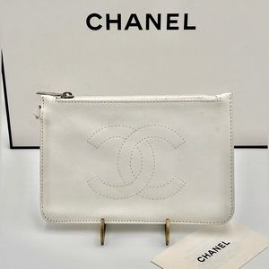 CHANEL Lambskin Pouch White with Pink Interior